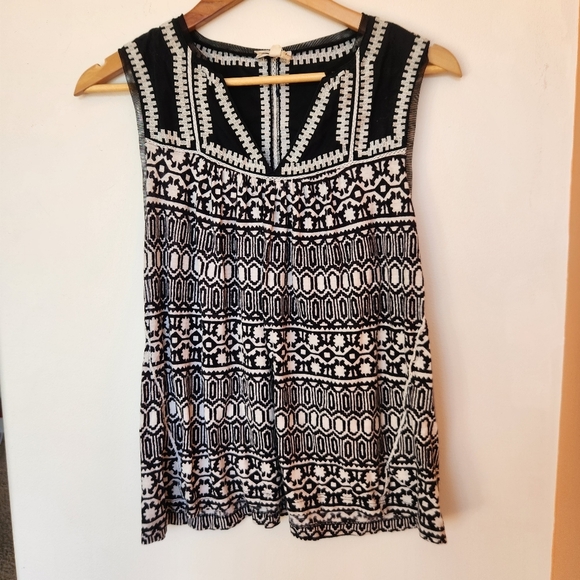 Meadow Rue Tops - Meadow Rue Anthropologie Top Women's Medium Black White Sleeveless